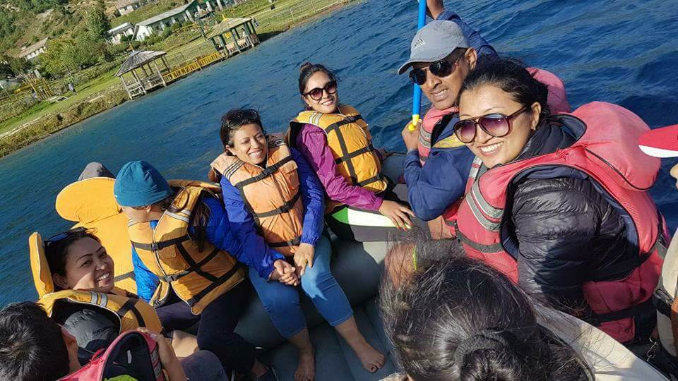 जुनको उज्यालोमा राराको पहिलो दर्शन
